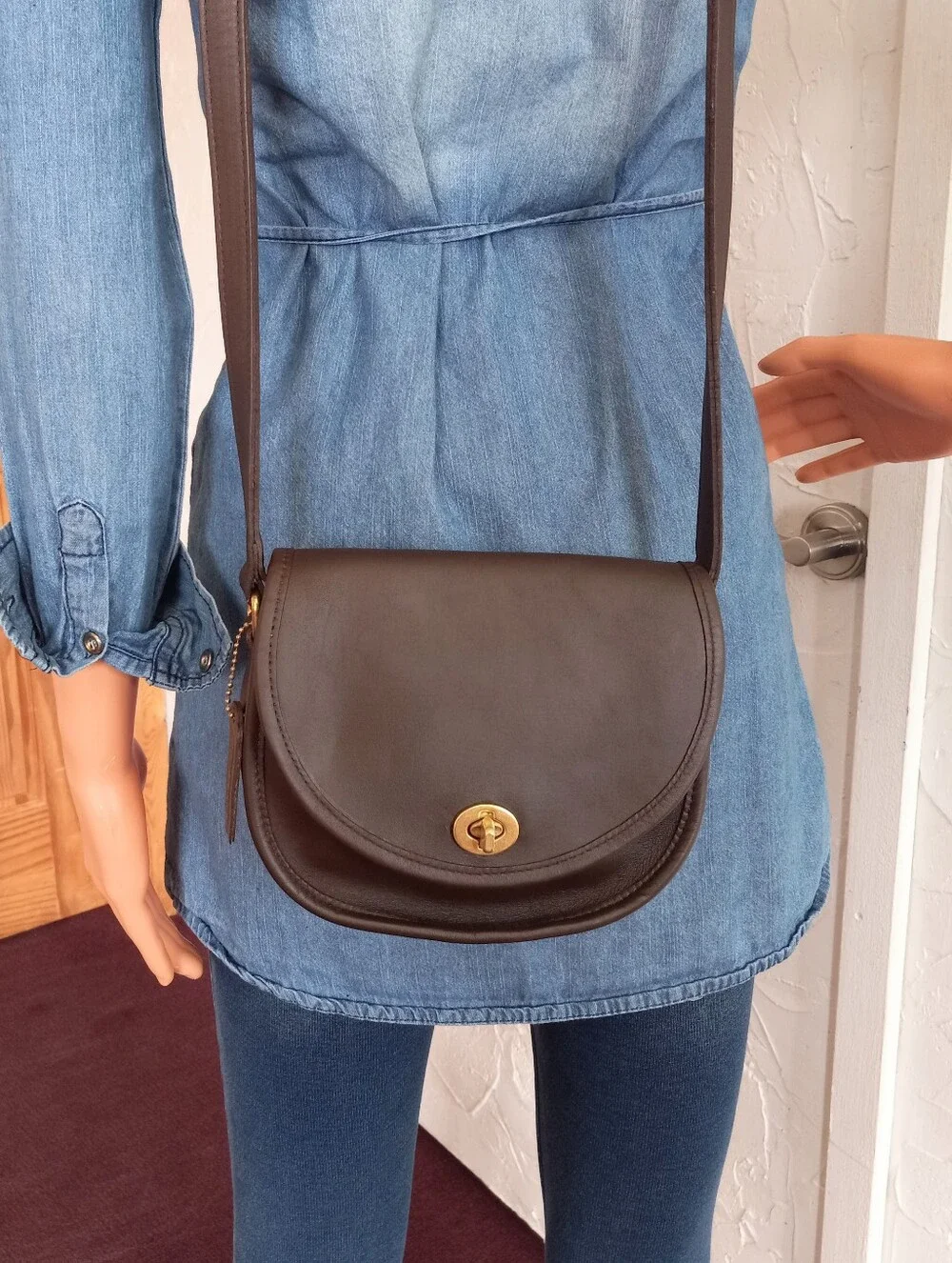 Coach Watson 1997 Classics Collection, #9981 Mahogany Brown Crossbody